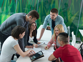 Image showing group of students study together in classroom