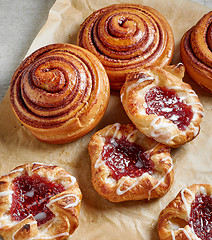 Image showing freshly baked sweet buns