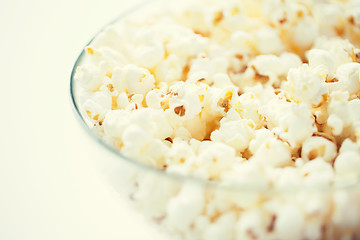 Image showing close up of popcorn in glass bowl