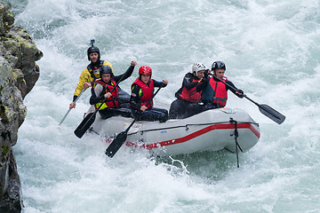 Image showing Grey raft team