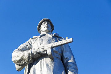 Image showing Statue to Soviet warrior