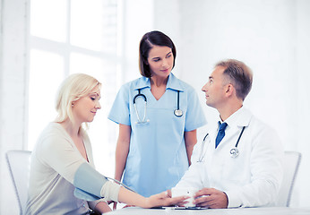 Image showing doctor and patient in hospital