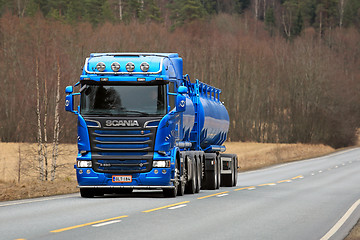 Image showing New Blue Scania R580 Euro 6 Tank Truck on the Road