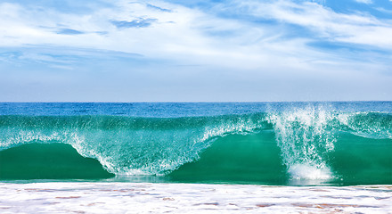 Image showing Big wave in ocean