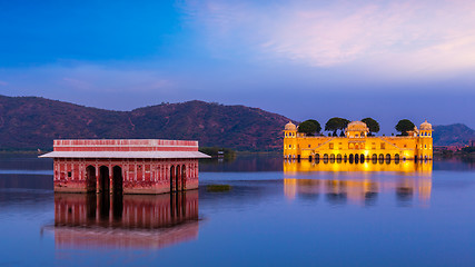 Image showing Jal Mahal Water Palace.  Jaipur, Rajasthan, India