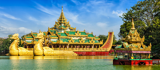 Image showing Karaweik royal barge, Kandawgyi Lake, Yangon