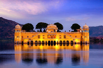 Image showing Jal Mahal Water Palace.  Jaipur, Rajasthan, India