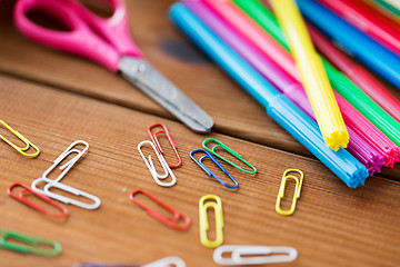 Image showing close up of felt pens, clips and scissors