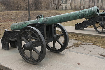 Image showing  medieval bronze cannon 