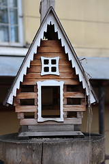 Image showing  birdhouse feeder