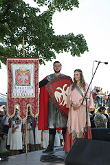 Image showing Posing in medieval clothes