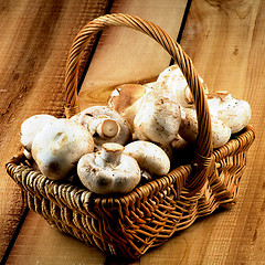 Image showing Basket with Champignons