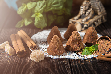 Image showing pyramid shape chocolate candies