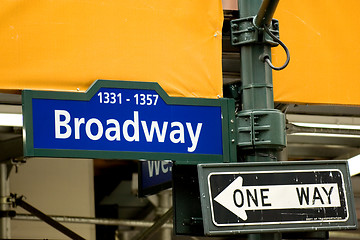 Image showing Broadway Avenue