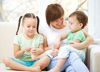 Image showing Family is having fun