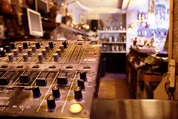 Image showing Music control center or deck in a retail store