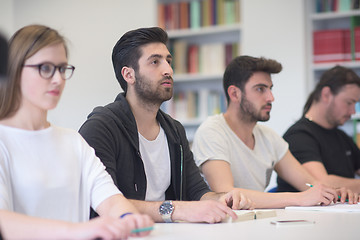 Image showing group of students study together in classroom