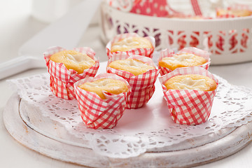 Image showing Lemon cupcakes