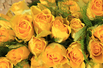 Image showing Yellow rose wedding arrangement