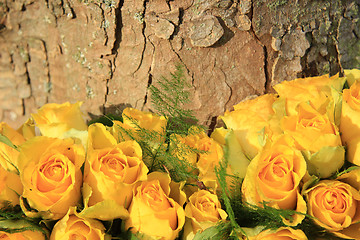 Image showing Yellow rose wedding arrangement