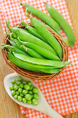 Image showing green peas