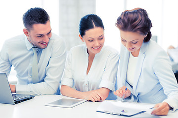 Image showing business team working in office