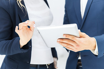 Image showing Male and female office workers.