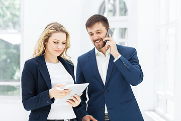 Image showing Male and female office workers.