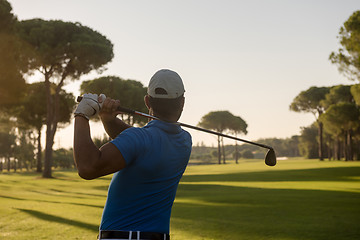 Image showing golf player