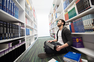 Image showing student study  in school library