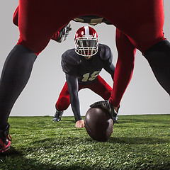 Image showing The two american football players in action