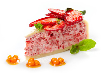 Image showing strawberry cake piece