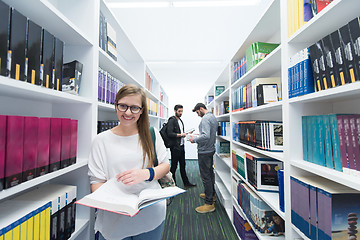 Image showing students group  in school  library