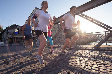 Image showing people group jogging