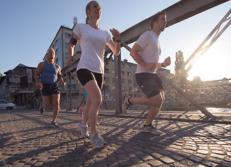 Image showing people group jogging