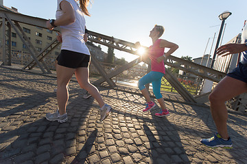 Image showing people group jogging