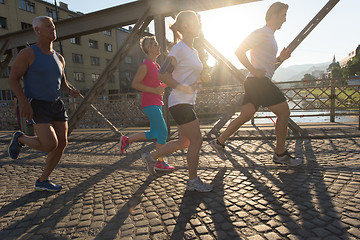 Image showing people group jogging