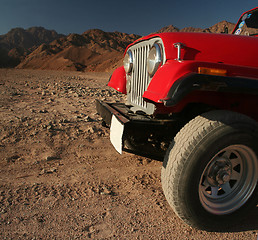 Image showing Red car