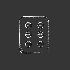 Image showing Plate of pills. Drawn in chalk icon.