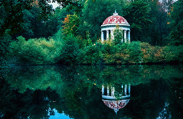 Image showing Gazebo Rotunda in the park by small pond