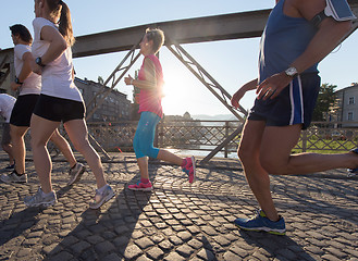 Image showing people group jogging