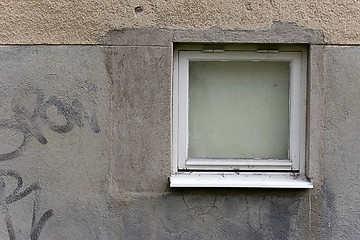 Image showing Grungy concrete texture with window