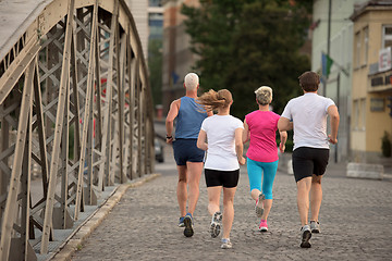 Image showing people group jogging