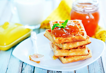 Image showing waffles with apricot jam 