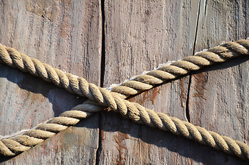 Image showing Cross rope and wood