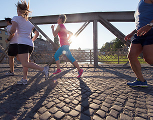 Image showing people group jogging