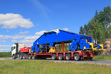 Image showing Volvo FH16 Hauls Shipyard Crane Component