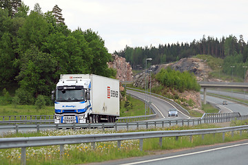 Image showing Renault Trucks T Semi on Motorway