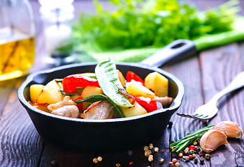 Image showing fried meat with vegetables