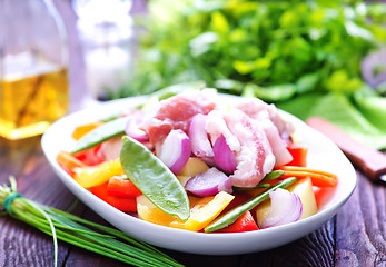 Image showing raw meat with vegetables